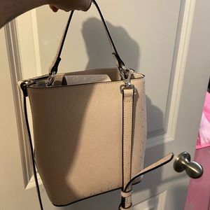 Guess mini bucket bag